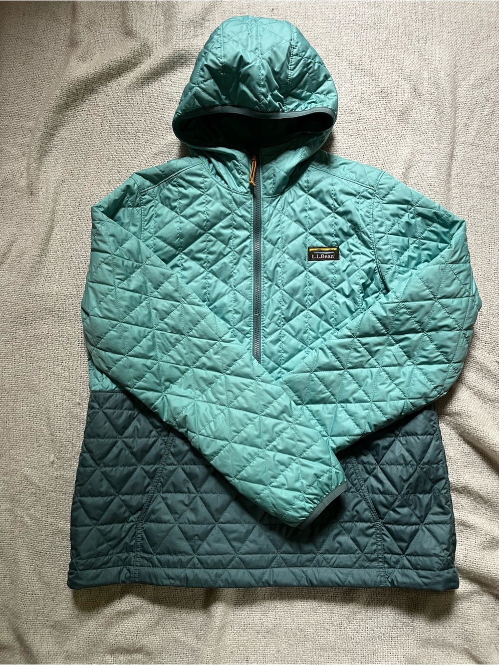 L.L.Bean Two-Tone Teal Quilted Hooded Pullover Size Large